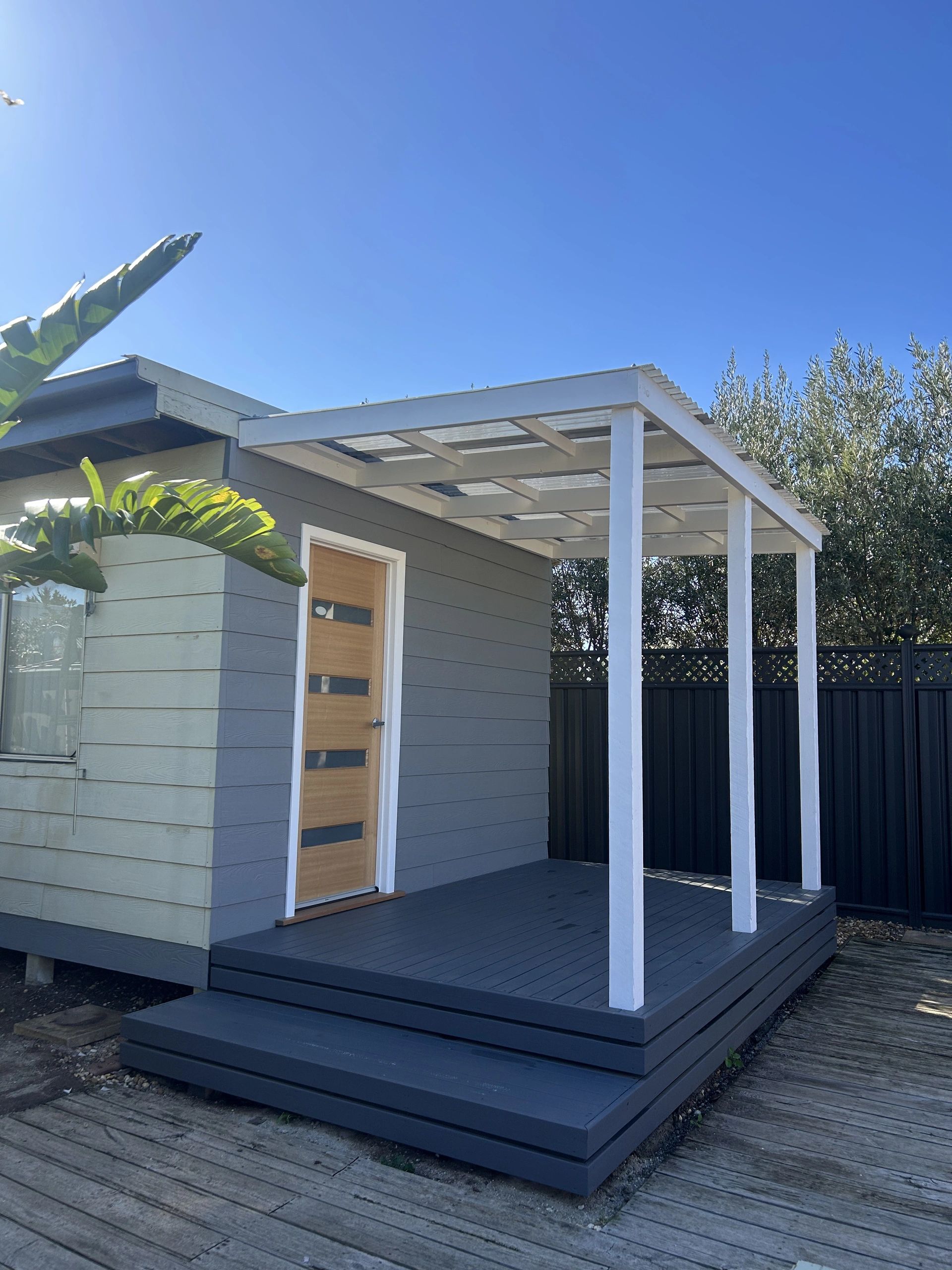 Deck and pergola exterior