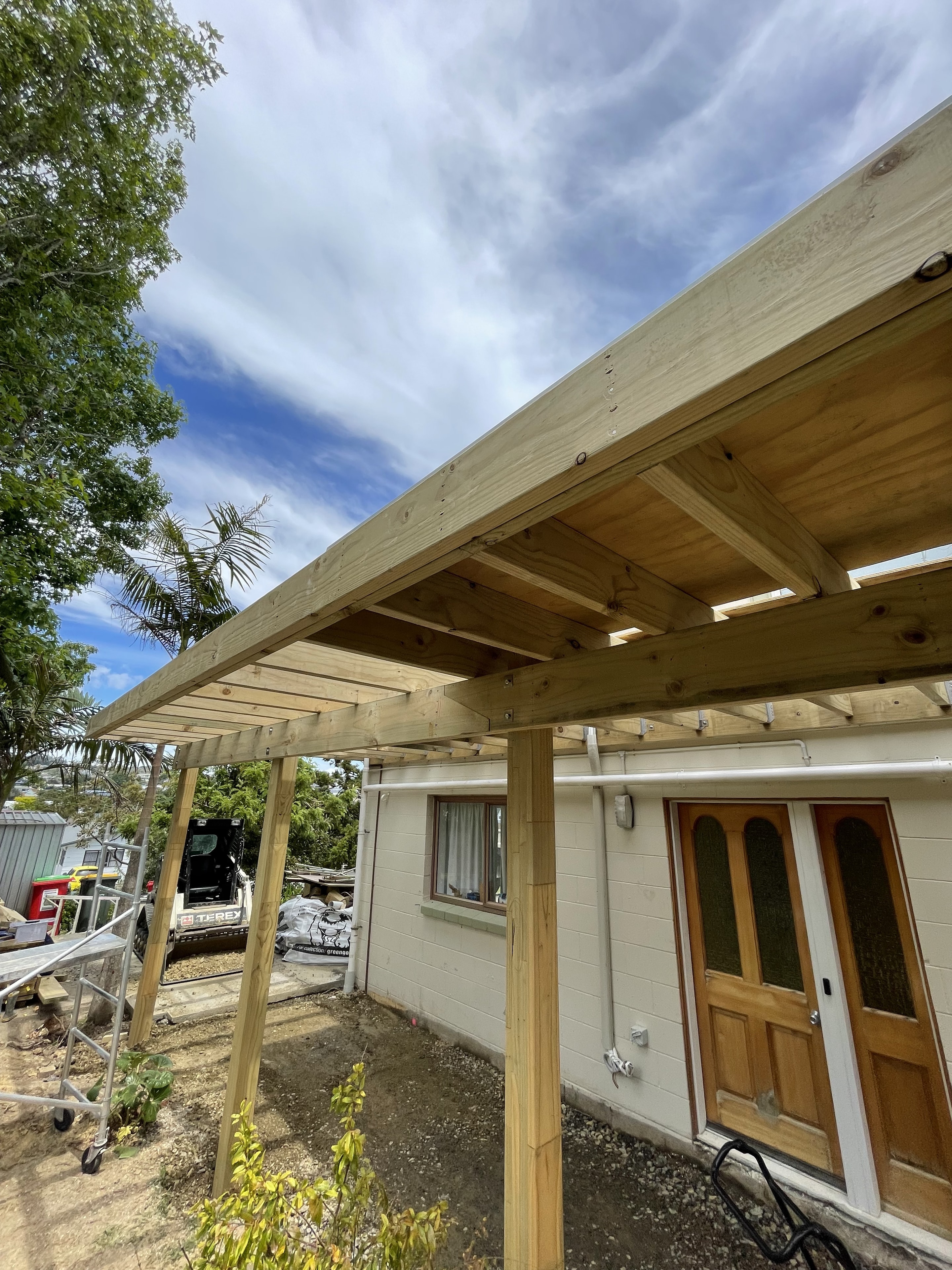 Timber pergola structure attached to residential home